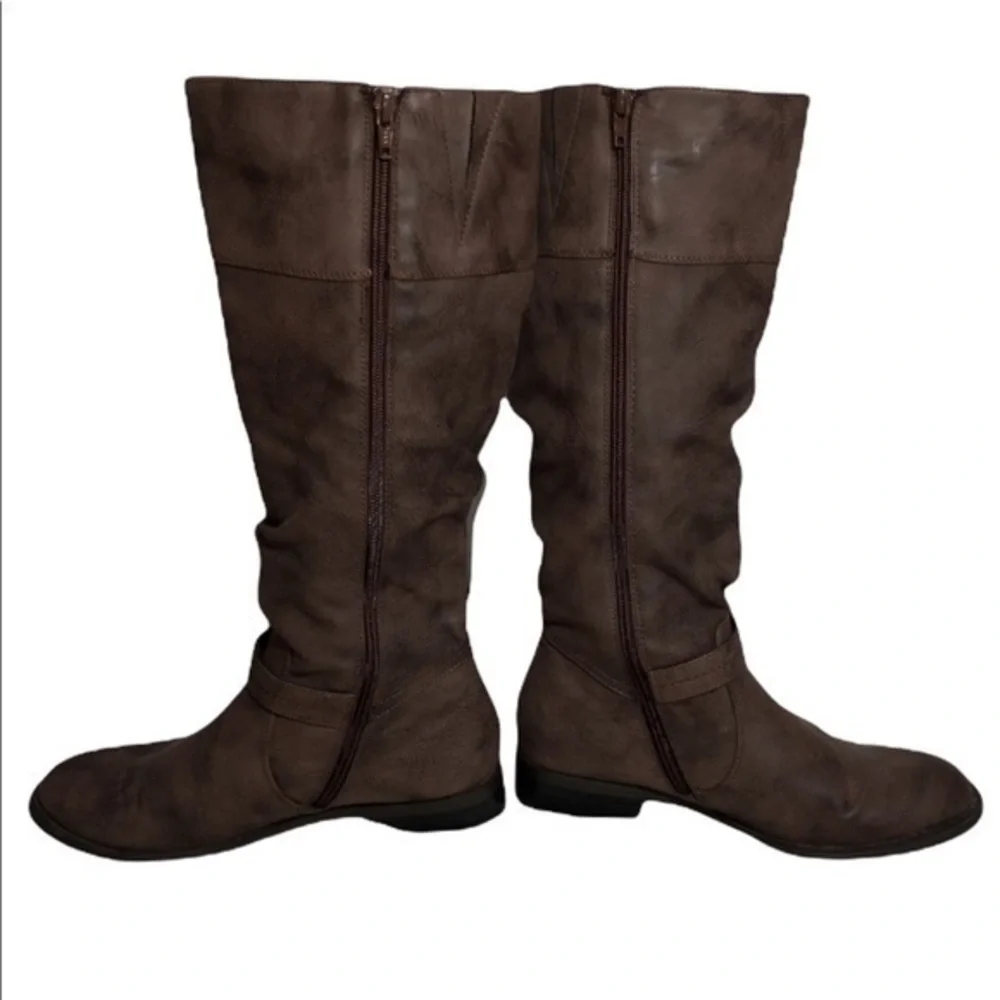 White Mountain Lefty Dress Boots Brown SZ.8.5 EUC